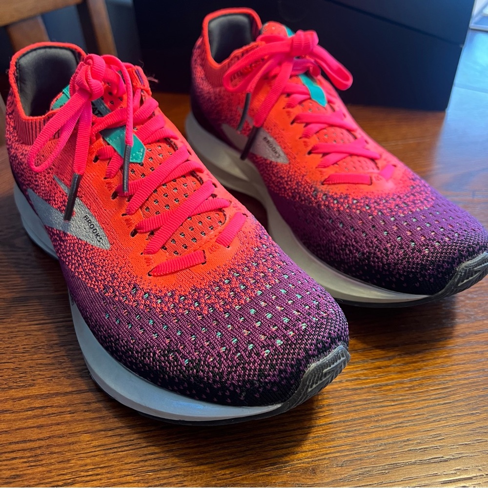 Brooks Levitate 2